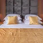 Luxury Coast *